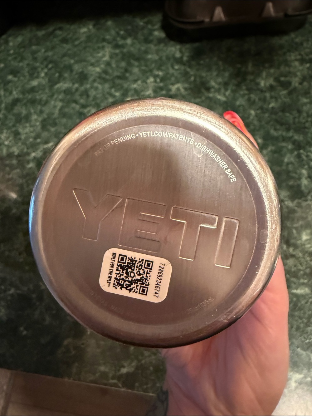 💥 YETI RAMBLER® 30 OZ STRAW MUG
WITH STRAW LID - Picture 4 of 9